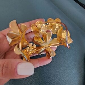 Gold Floral Hair Accessory